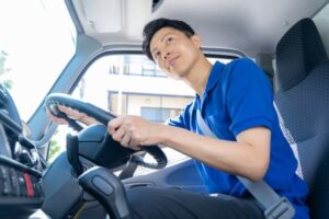 大型トラックルート配送はどんな仕事？